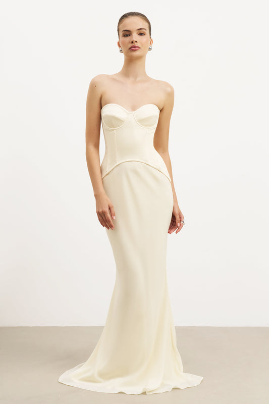 The Sweetheart Neckline Gown