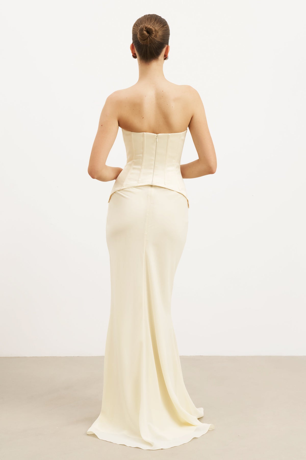 The Sweetheart Neckline Gown