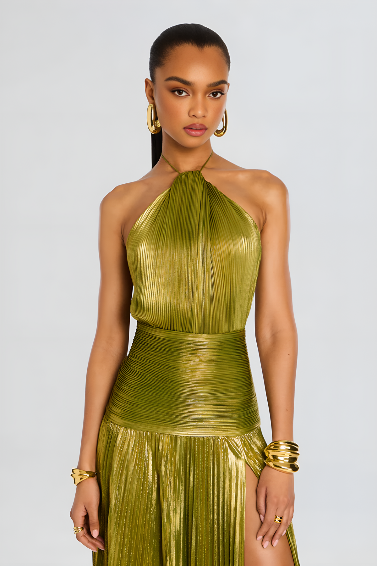 The Elara Maxi